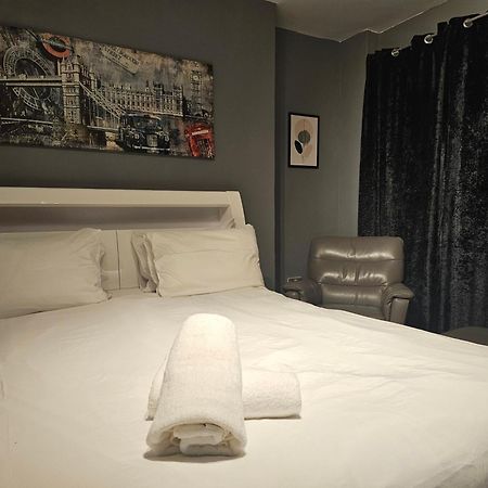 Umbrella Properties London Woolwich Экстерьер фото