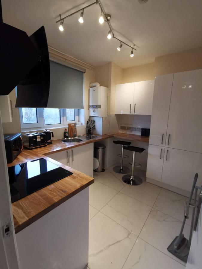 Umbrella Properties London Woolwich Экстерьер фото