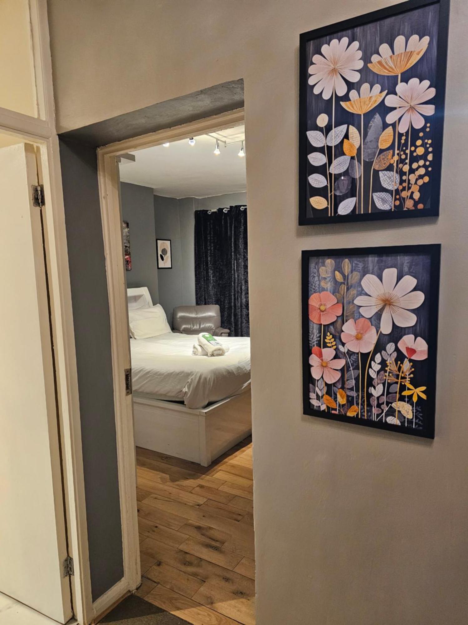 Umbrella Properties London Woolwich Экстерьер фото