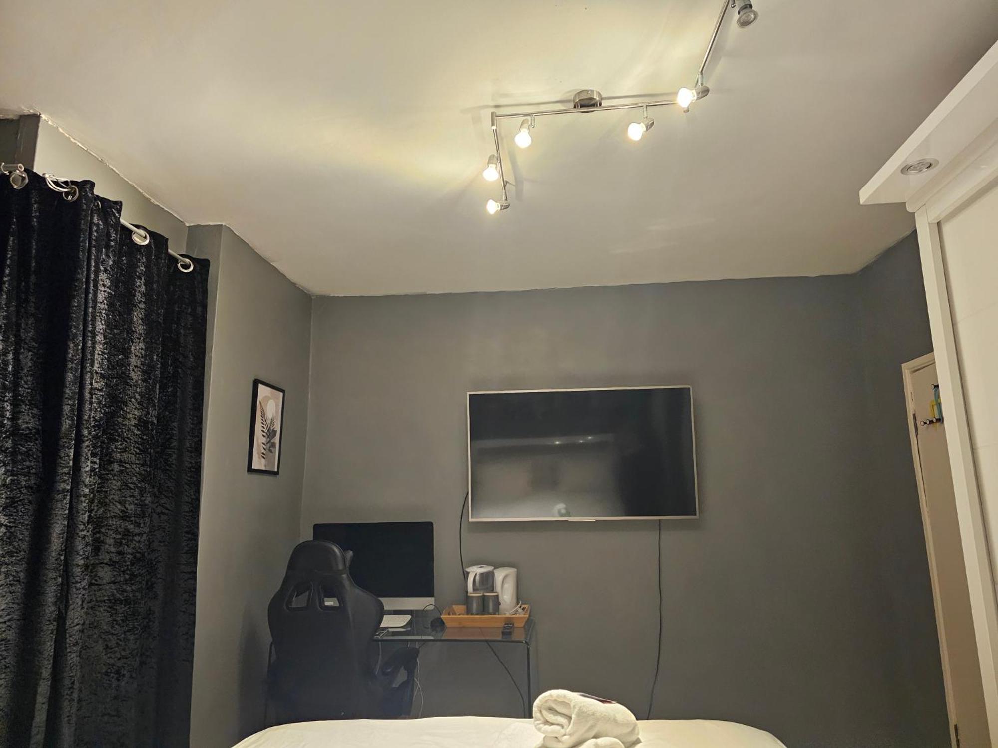 Umbrella Properties London Woolwich Экстерьер фото