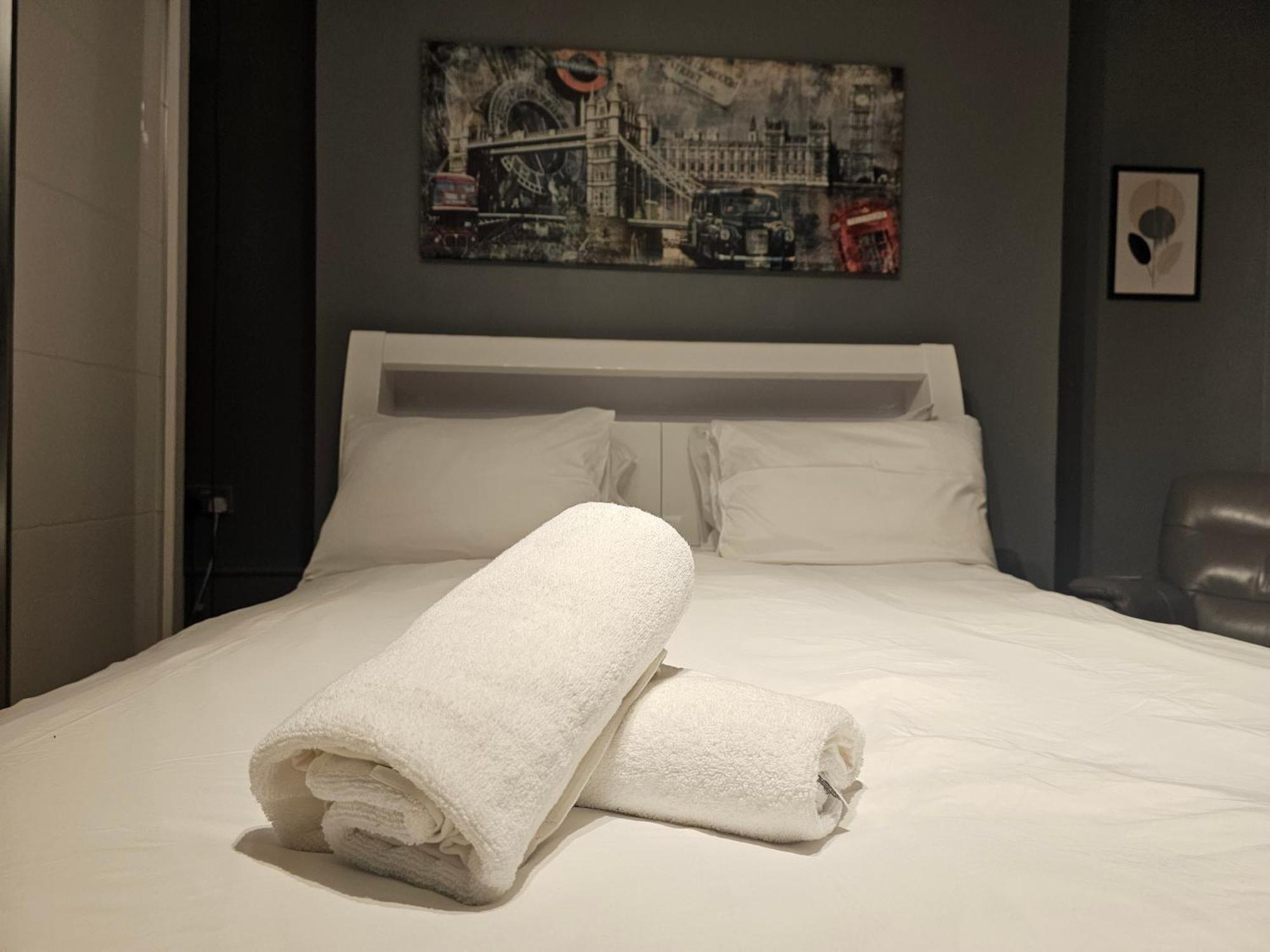 Umbrella Properties London Woolwich Экстерьер фото