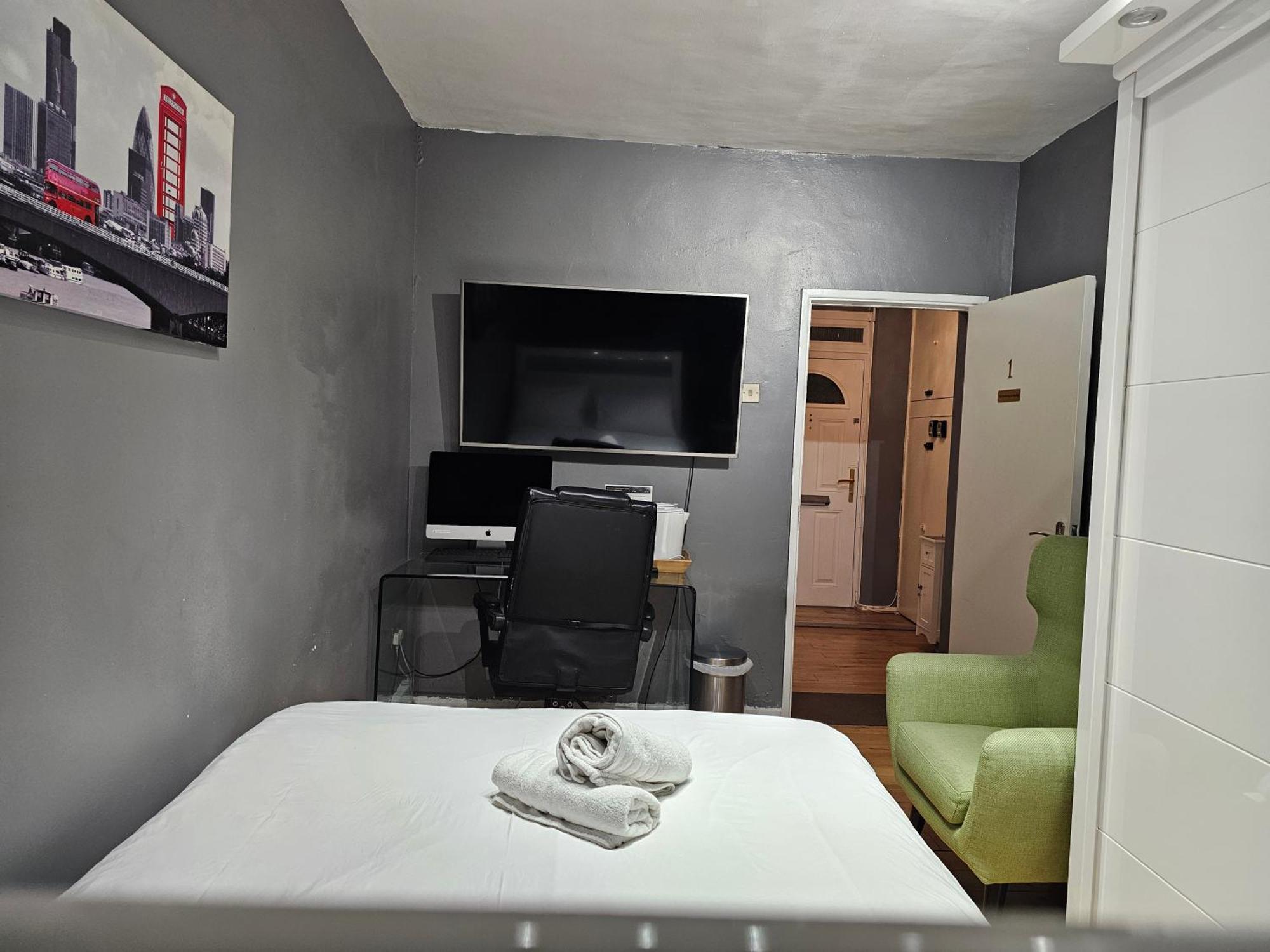 Umbrella Properties London Woolwich Экстерьер фото