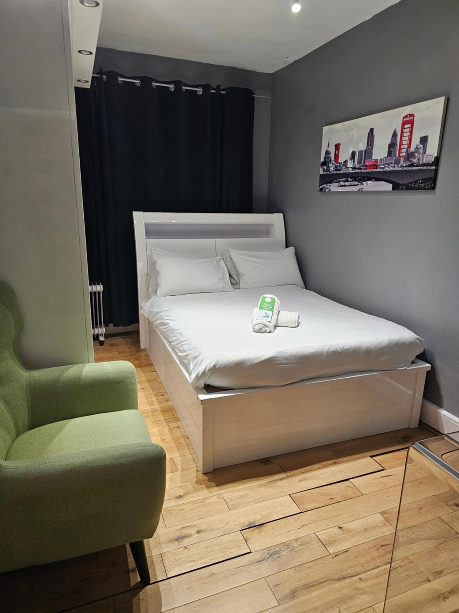Umbrella Properties London Woolwich Экстерьер фото