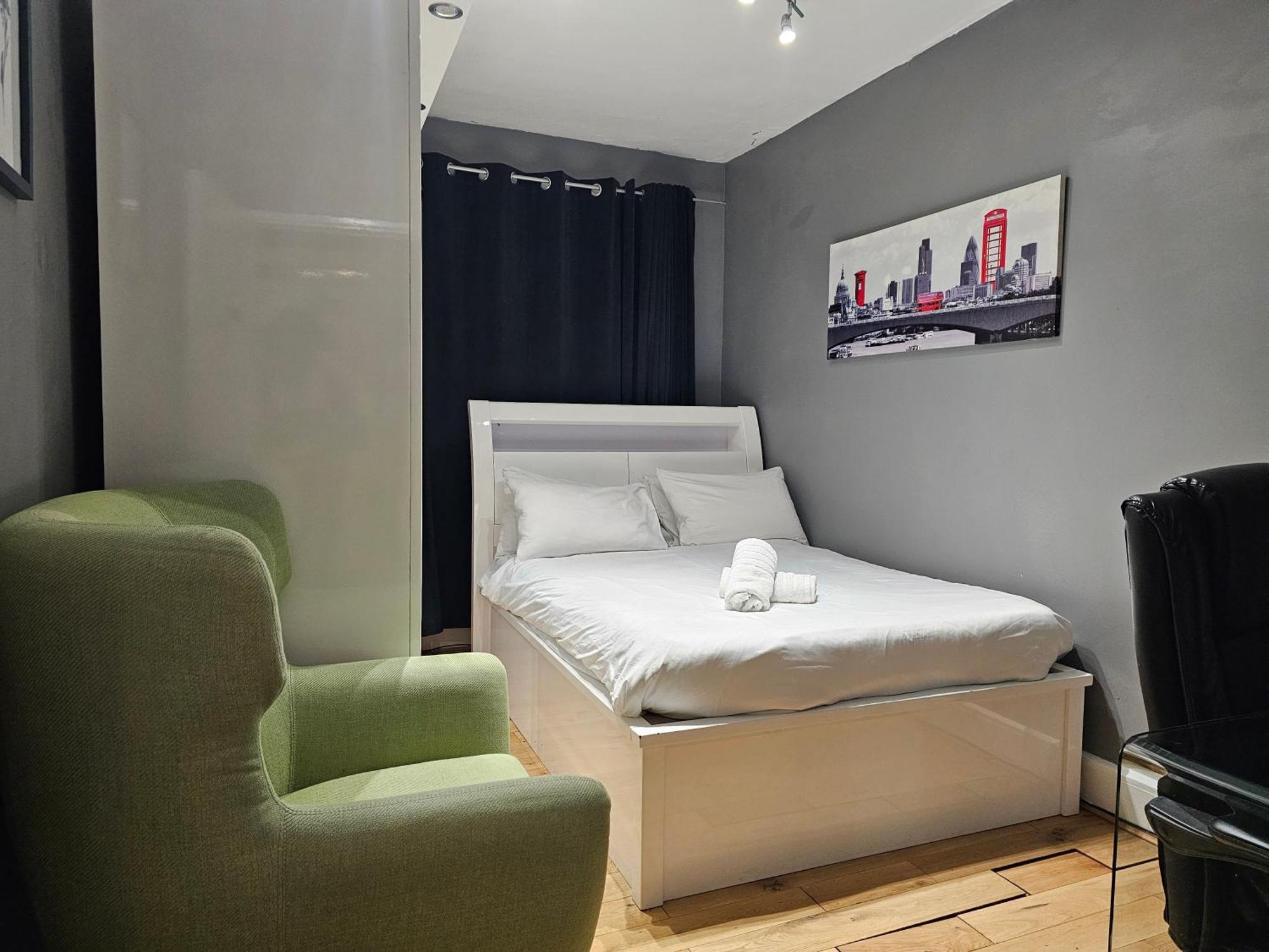Umbrella Properties London Woolwich Экстерьер фото